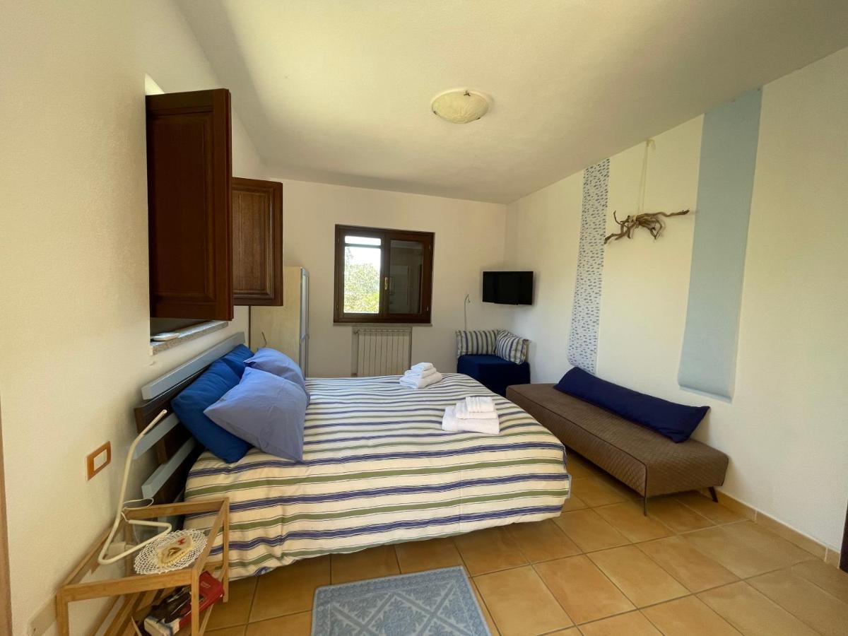 Suite Cucinino, Bagno, Ingresso Indipendente In" Villa Vivi" Siniscola Exteriör bild