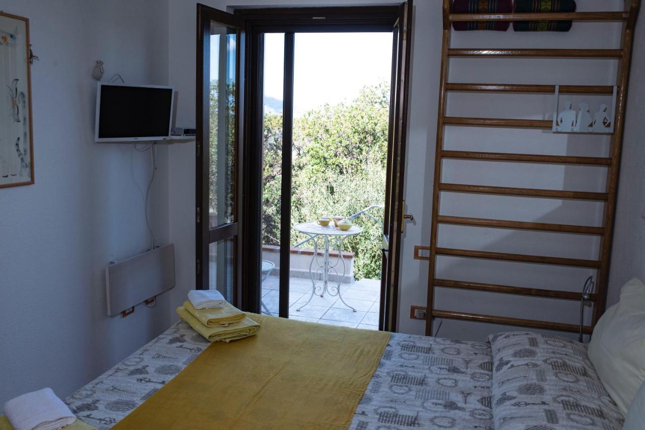 Suite Cucinino, Bagno, Ingresso Indipendente In" Villa Vivi" Siniscola Exteriör bild